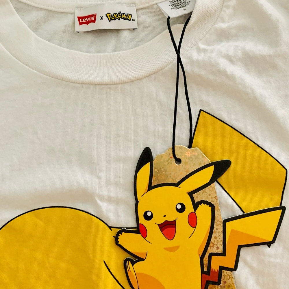 Levi’s Pokémon t shirt size M new